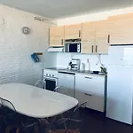 Sur La Plage, Vue Sur Mer, Spacieux T3 Au Calme Apartmán
