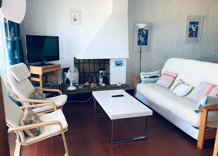 Appartement Sur La Plage, Vue Sur Mer, Spacieux T3 Au Calme